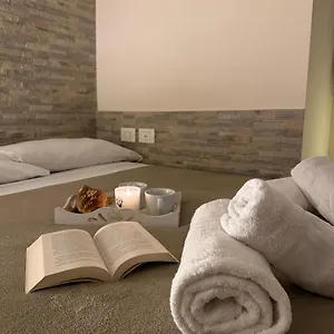 https://top-home-arco-di-parma-roma-centro.it-romehotels.com